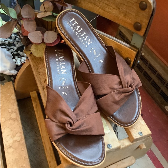 Italian Shoemakers Shoes - Italian Shoemakers twist Straps Wedge